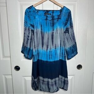 Relaxed Blue and Gray 3/4 Sleeve Tunic Dress